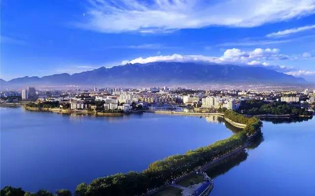 赣鄱大地，江西千年绿色家园的画卷长卷