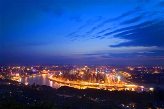 重庆，多元魅力的展现——学习变化的力量与自信之旅